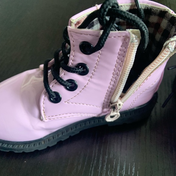 Waterproof toddler boots - Picture 2 of 4